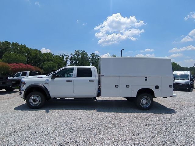 2026 RAM Ram 5500 Chassis Cab RAM 5500 TRADESMAN CHASSIS CREW CAB 4X4 84' CA
