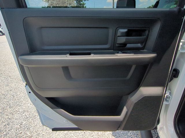 2026 RAM Ram 5500 Chassis Cab RAM 5500 TRADESMAN CHASSIS CREW CAB 4X4 84' CA