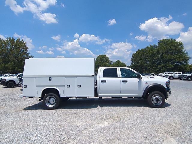 2026 RAM Ram 5500 Chassis Cab RAM 5500 TRADESMAN CHASSIS CREW CAB 4X4 84' CA