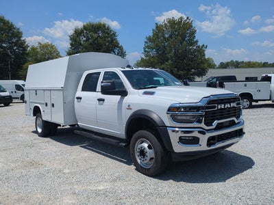 2026 RAM Ram 5500 Chassis Cab RAM 5500 TRADESMAN CHASSIS CREW CAB 4X4 84' CA