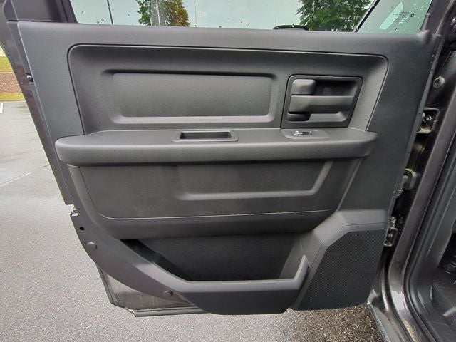 2026 RAM Ram 5500 Chassis Cab RAM 5500 TRADESMAN CHASSIS CREW CAB 4X4 84' CA