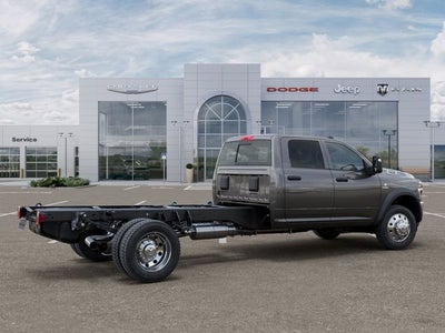 2026 RAM Ram 5500 Chassis Cab RAM 5500 TRADESMAN CHASSIS CREW CAB 4X4 84' CA