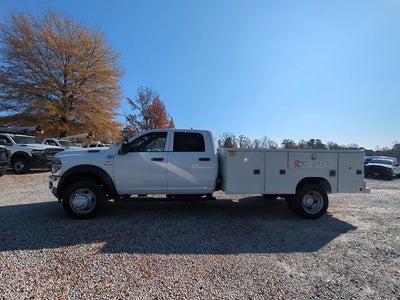 2026 RAM Ram 5500 Chassis Cab RAM 5500 TRADESMAN CHASSIS CREW CAB 4X4 84' CA