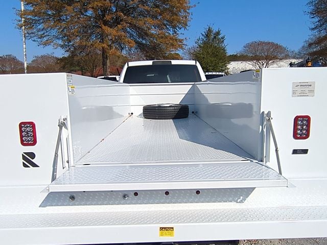 2026 RAM Ram 5500 Chassis Cab RAM 5500 TRADESMAN CHASSIS CREW CAB 4X4 84' CA