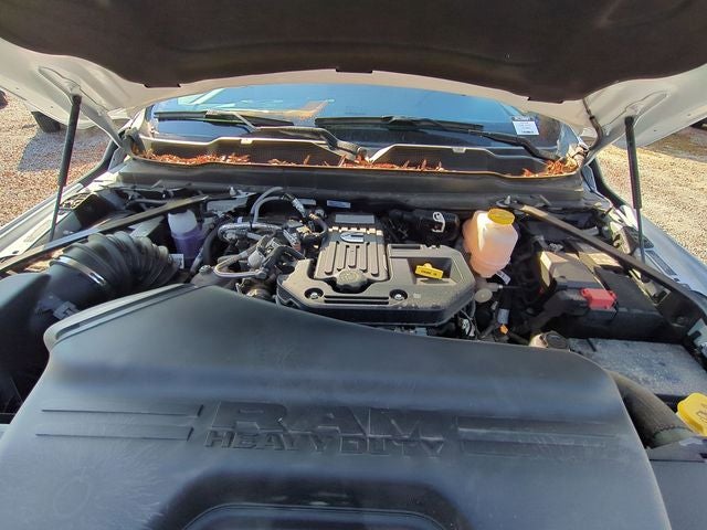 2026 RAM Ram 5500 Chassis Cab RAM 5500 TRADESMAN CHASSIS CREW CAB 4X4 84' CA