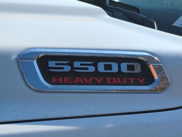 2026 RAM Ram 5500 Chassis Cab RAM 5500 TRADESMAN CHASSIS CREW CAB 4X4 84' CA