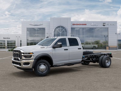 2026 RAM Ram 5500 Chassis Cab RAM 5500 TRADESMAN CHASSIS CREW CAB 4X4 84' CA