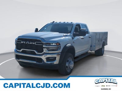 2026 RAM Ram 5500 Chassis Cab RAM 5500 TRADESMAN CHASSIS CREW CAB 4X4 84' CA