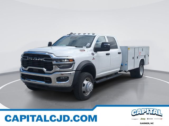 2026 RAM Ram 5500 Chassis Cab RAM 5500 TRADESMAN CHASSIS CREW CAB 4X4 84' CA