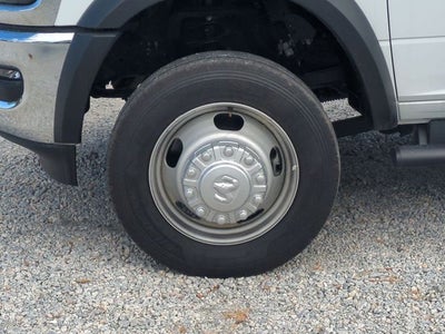 2026 RAM Ram 5500 Chassis Cab RAM 5500 TRADESMAN CHASSIS CREW CAB 4X4 84' CA