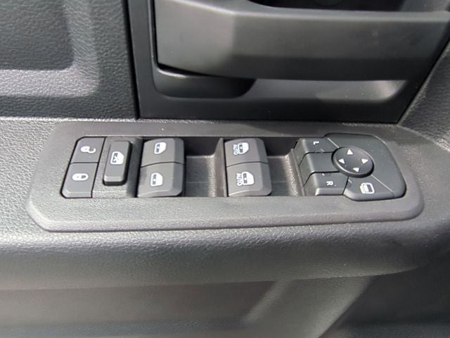 2026 RAM Ram 5500 Chassis Cab RAM 5500 TRADESMAN CHASSIS CREW CAB 4X4 84' CA