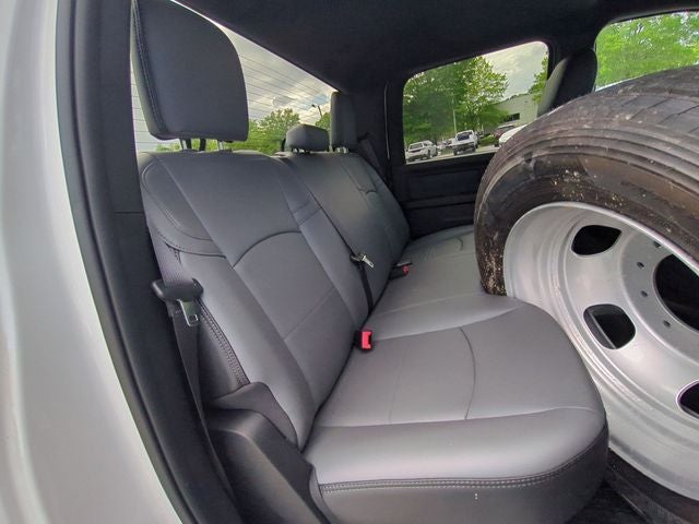 2026 RAM Ram 5500 Chassis Cab RAM 5500 TRADESMAN CHASSIS CREW CAB 4X4 84' CA