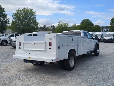 2026 RAM Ram 5500 Chassis Cab RAM 5500 TRADESMAN CHASSIS CREW CAB 4X4 84' CA