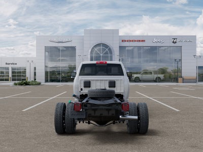 2026 RAM Ram 5500 Chassis Cab RAM 5500 TRADESMAN CHASSIS CREW CAB 4X4 84' CA
