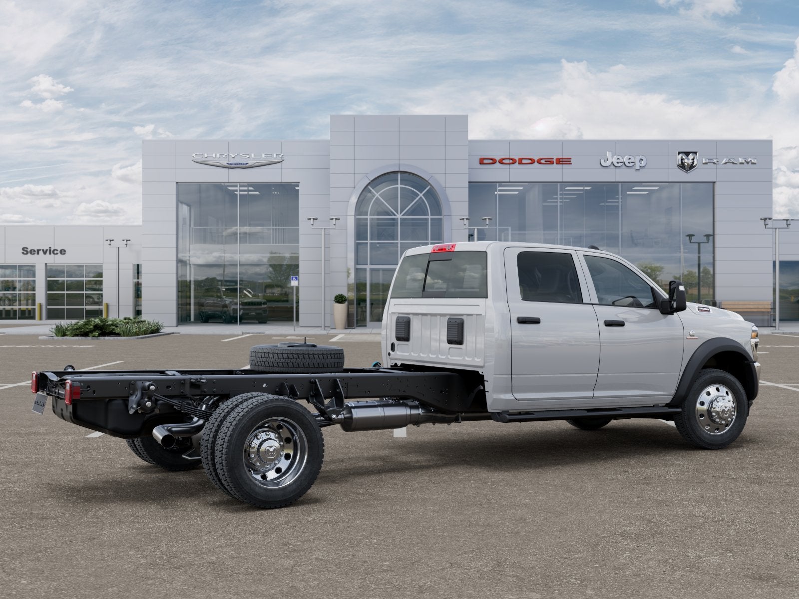 2026 RAM Ram 5500 Chassis Cab RAM 5500 TRADESMAN CHASSIS CREW CAB 4X4 84' CA