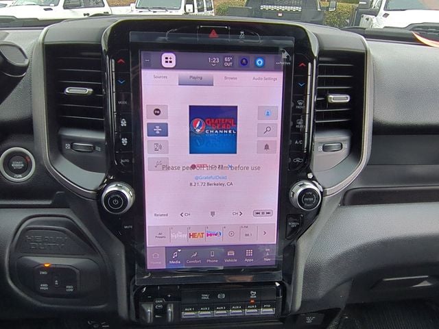 2026 RAM Ram 5500 Chassis Cab RAM 5500 TRADESMAN CHASSIS CREW CAB 4X4 84' CA