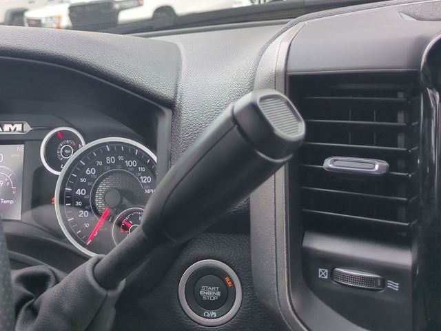 2026 RAM Ram 5500 Chassis Cab RAM 5500 TRADESMAN CHASSIS CREW CAB 4X4 84' CA