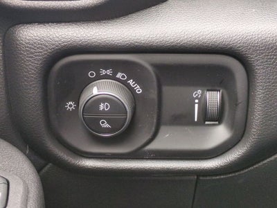 2026 RAM Ram 5500 Chassis Cab RAM 5500 TRADESMAN CHASSIS CREW CAB 4X4 84' CA