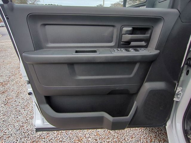 2026 RAM Ram 5500 Chassis Cab RAM 5500 TRADESMAN CHASSIS CREW CAB 4X4 84' CA