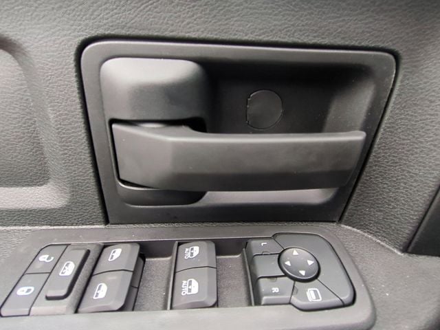 2026 RAM Ram 5500 Chassis Cab RAM 5500 TRADESMAN CHASSIS CREW CAB 4X4 84' CA