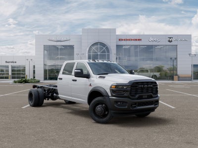 2026 RAM Ram 5500 Chassis Cab RAM 5500 TRADESMAN CHASSIS CREW CAB 4X4 84' CA