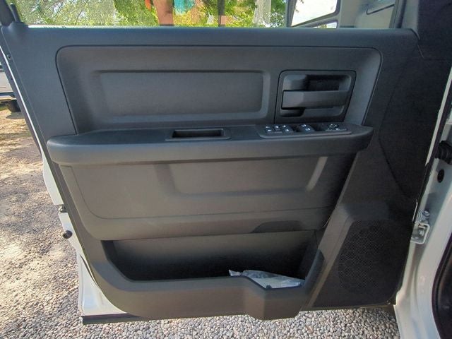 2026 RAM Ram 5500 Chassis Cab RAM 5500 TRADESMAN CHASSIS CREW CAB 4X4 84' CA