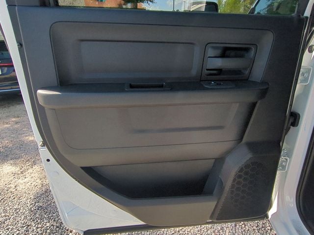 2026 RAM Ram 5500 Chassis Cab RAM 5500 TRADESMAN CHASSIS CREW CAB 4X4 84' CA