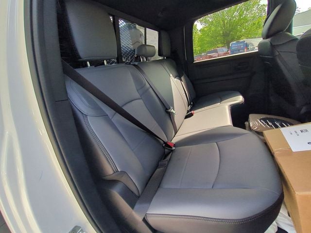 2026 RAM Ram 5500 Chassis Cab RAM 5500 TRADESMAN CHASSIS CREW CAB 4X4 84' CA