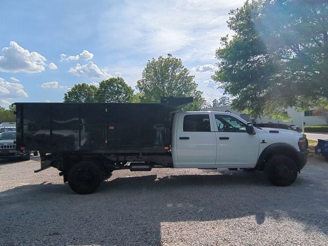 2026 RAM Ram 5500 Chassis Cab RAM 5500 TRADESMAN CHASSIS CREW CAB 4X4 84' CA