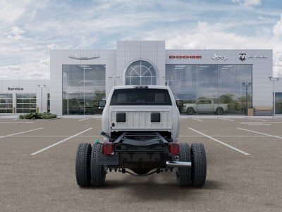 2026 RAM Ram 5500 Chassis Cab RAM 5500 TRADESMAN CHASSIS CREW CAB 4X4 84' CA