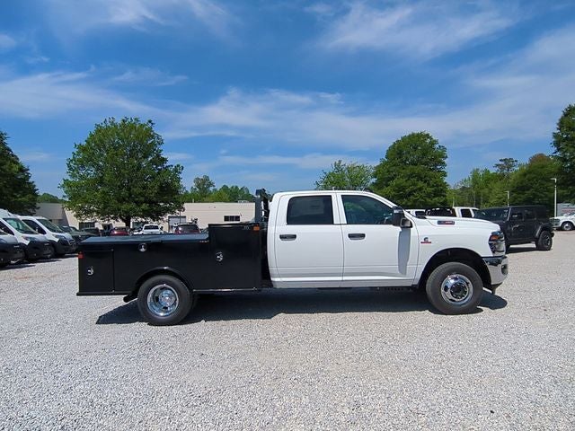 2026 RAM Ram 3500 Chassis Cab RAM 3500 TRADESMAN CREW CAB CHASSIS 4X4 60' CA