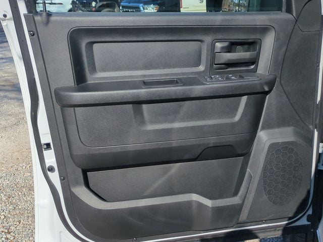 2026 RAM Ram 3500 Chassis Cab RAM 3500 TRADESMAN CREW CAB CHASSIS 4X4 60' CA