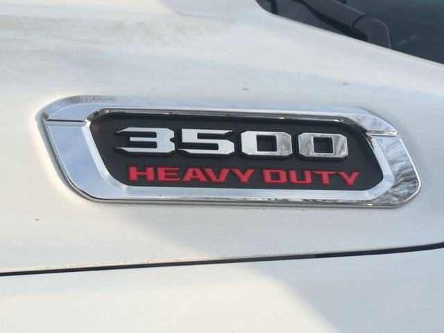 2026 RAM Ram 3500 Chassis Cab RAM 3500 TRADESMAN CREW CAB CHASSIS 4X4 60' CA