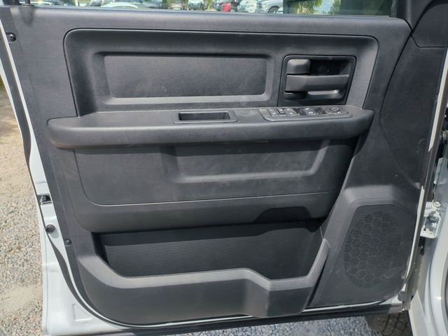 2026 RAM Ram 3500 Chassis Cab RAM 3500 TRADESMAN CREW CAB CHASSIS 4X4 60' CA