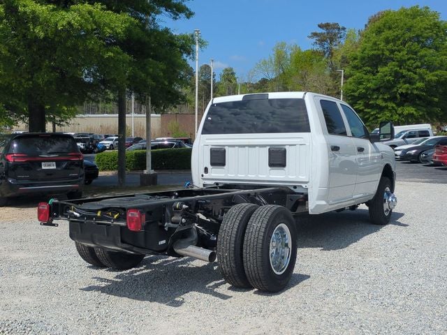 2026 RAM Ram 3500 Chassis Cab RAM 3500 TRADESMAN CREW CAB CHASSIS 4X4 60' CA