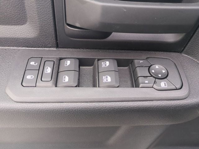 2026 RAM Ram 3500 Chassis Cab RAM 3500 TRADESMAN CREW CAB CHASSIS 4X4 60' CA