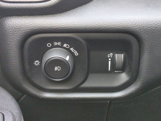 2026 RAM Ram 3500 Chassis Cab RAM 3500 TRADESMAN CREW CAB CHASSIS 4X4 60' CA