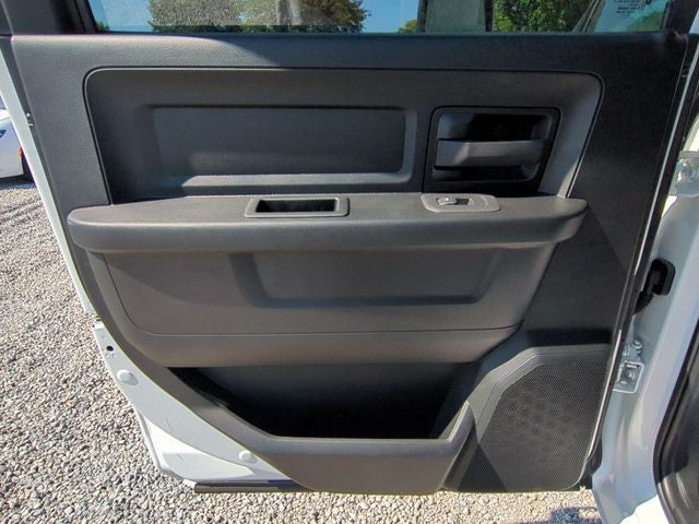 2026 RAM Ram 3500 Chassis Cab RAM 3500 TRADESMAN CREW CAB CHASSIS 4X4 60' CA