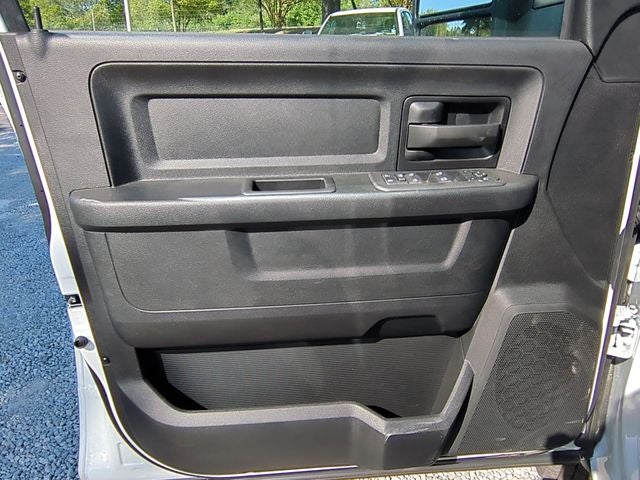 2026 RAM Ram 3500 Chassis Cab RAM 3500 TRADESMAN CREW CAB CHASSIS 4X4 60' CA