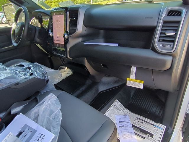 2026 RAM Ram 3500 Chassis Cab RAM 3500 TRADESMAN CREW CAB CHASSIS 4X4 60' CA