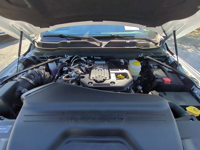 2026 RAM Ram 3500 Chassis Cab RAM 3500 TRADESMAN CREW CAB CHASSIS 4X4 60' CA