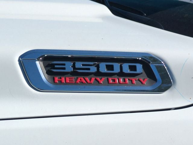 2026 RAM Ram 3500 Chassis Cab RAM 3500 TRADESMAN CREW CAB CHASSIS 4X4 60' CA