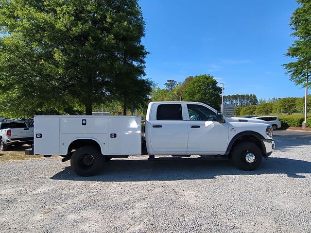 2026 RAM Ram 3500 Chassis Cab RAM 3500 TRADESMAN CREW CAB CHASSIS 4X4 60' CA