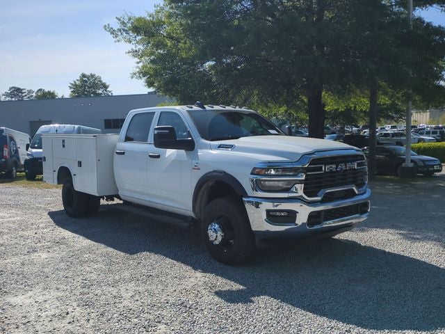 2026 RAM Ram 3500 Chassis Cab RAM 3500 TRADESMAN CREW CAB CHASSIS 4X4 60' CA