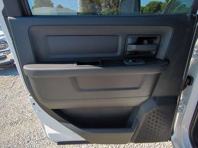 2026 RAM Ram 3500 Chassis Cab RAM 3500 TRADESMAN CREW CAB CHASSIS 4X4 60' CA