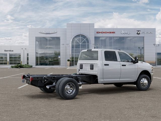 2026 RAM Ram 3500 Chassis Cab RAM 3500 TRADESMAN CREW CAB CHASSIS 4X4 60' CA