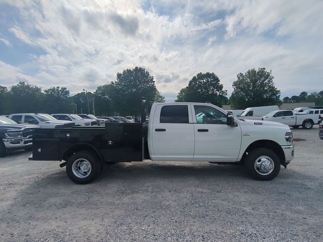2026 RAM Ram 3500 Chassis Cab RAM 3500 TRADESMAN CREW CAB CHASSIS 4X4 60' CA