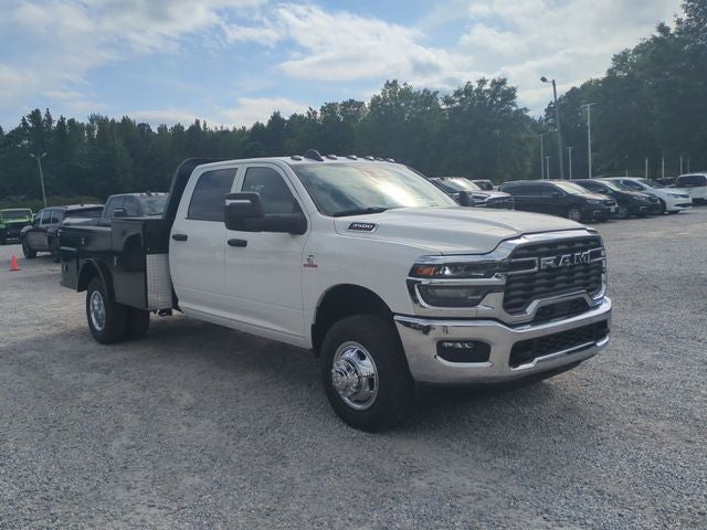 2026 RAM Ram 3500 Chassis Cab RAM 3500 TRADESMAN CREW CAB CHASSIS 4X4 60' CA