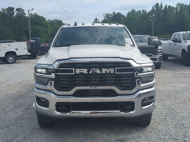 2026 RAM Ram 3500 Chassis Cab RAM 3500 TRADESMAN CREW CAB CHASSIS 4X4 60' CA
