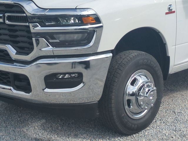 2026 RAM Ram 3500 Chassis Cab RAM 3500 TRADESMAN CREW CAB CHASSIS 4X4 60' CA
